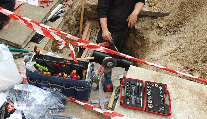 Kabel Reparations El-installatør reparerer kabel København